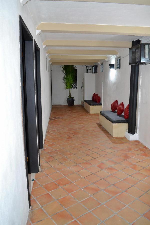 Deja Hostel Playa del Carmen Exteriör bild