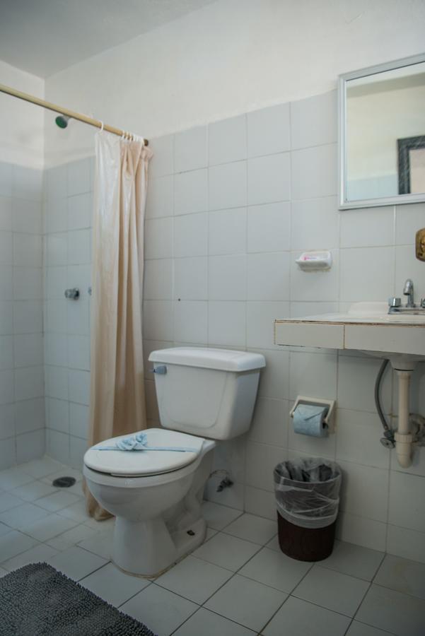 Deja Hostel Playa del Carmen Exteriör bild